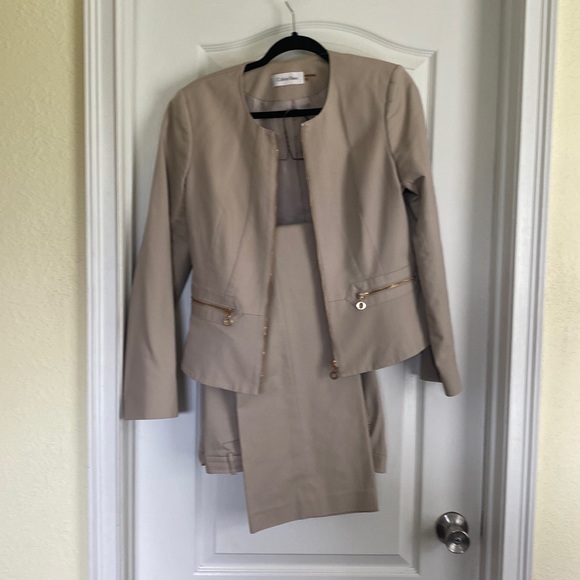 Calvin Klein Pants - Calvin Klein business suit